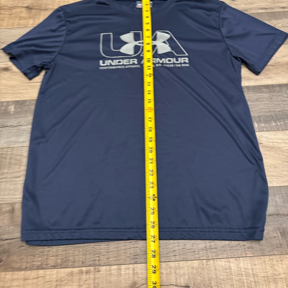 Under Armour Men's Dark Blue Graphic Tee - Picture 5 of 5
